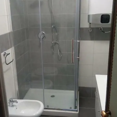 Bilocale Giomein 布勒伊-切尔维尼亚